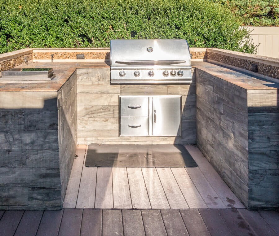 Can You Put An Outdoor Kitchen On A Deck 7 Pro Tips
