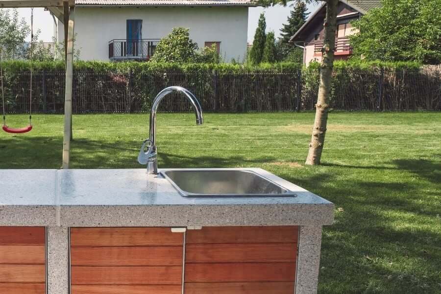 outdoor kitchen on a budget